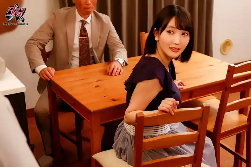 DASS-253 來吧，讓好色的繼母用她的大奶子寵死我吧的劇照11