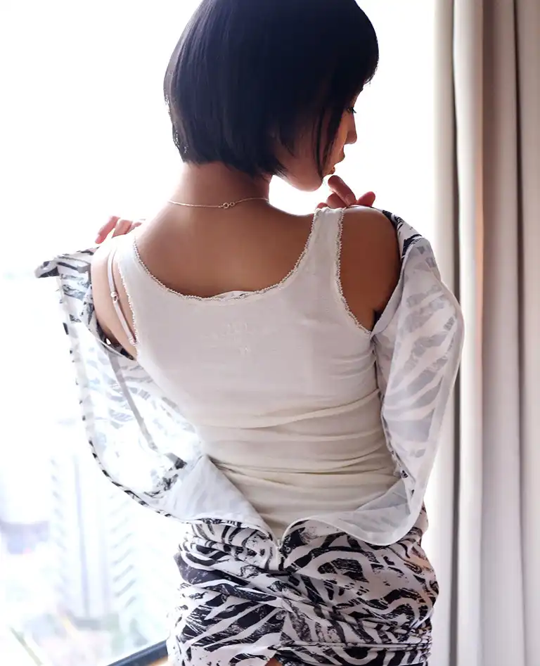 凑莉久第19張寫真
