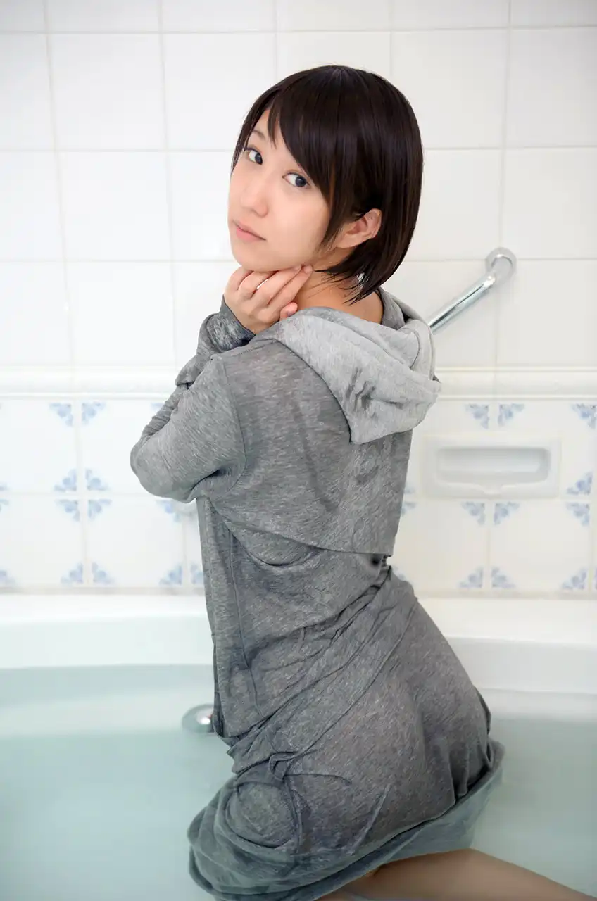凑莉久第235張寫真