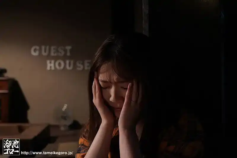MEYD-859 妻子被輪姦的劇照2