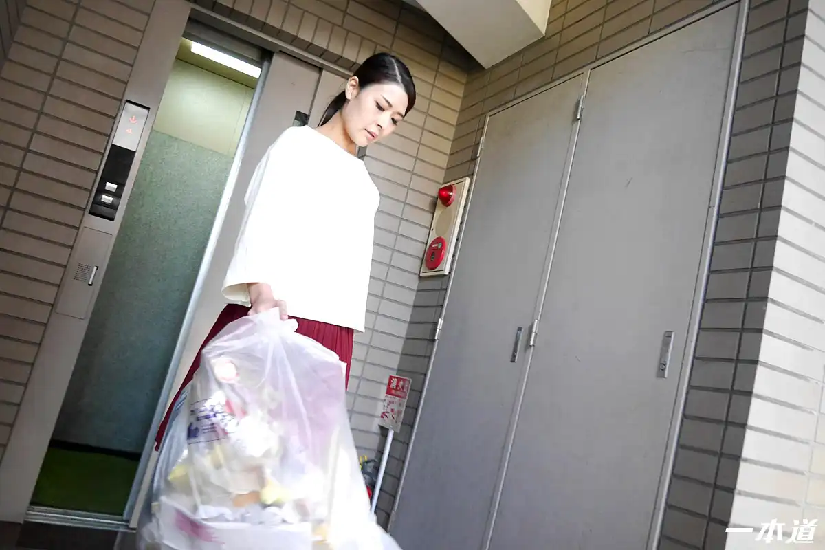 山中麗子第303張寫真