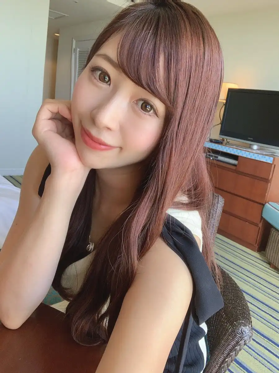 弘中優第76張寫真