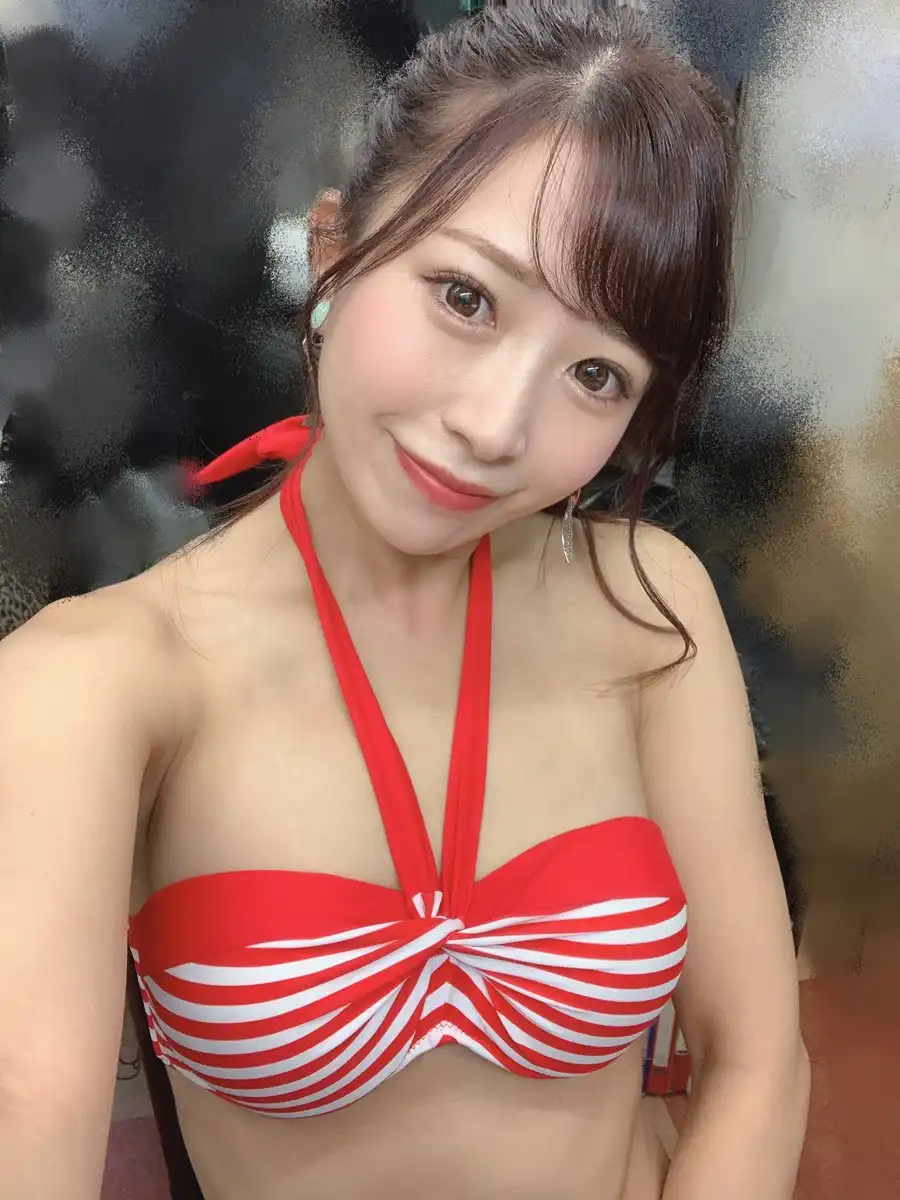 弘中優第63張寫真