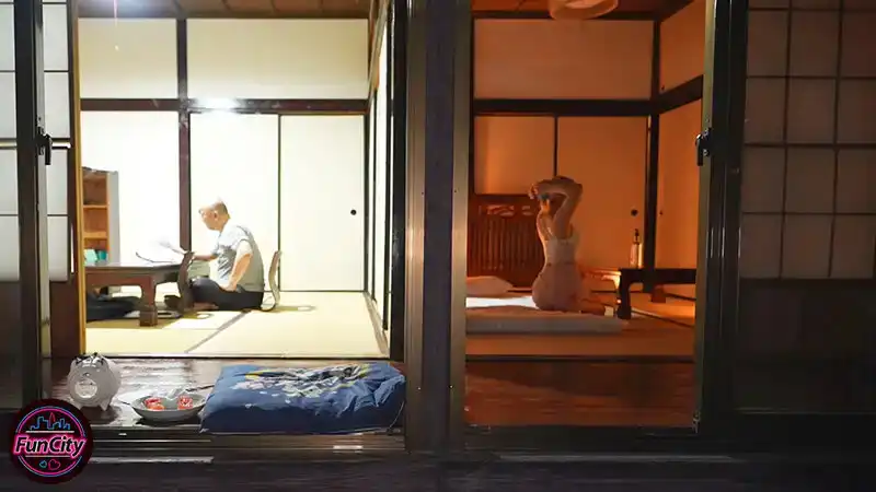FJIN-004 優等生變身金發美女，夏天回到鄉村！老爺爺被勾引，射得蛋蛋都空了……這是佐藤嗎？的劇照8