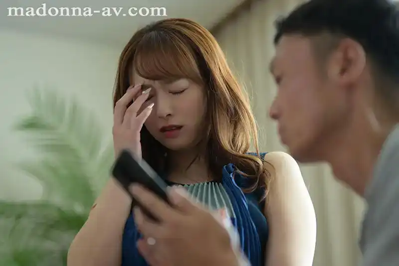 JUQ-543 心愛的妻子白石茉莉奈被輪奸操到深處。的劇照10