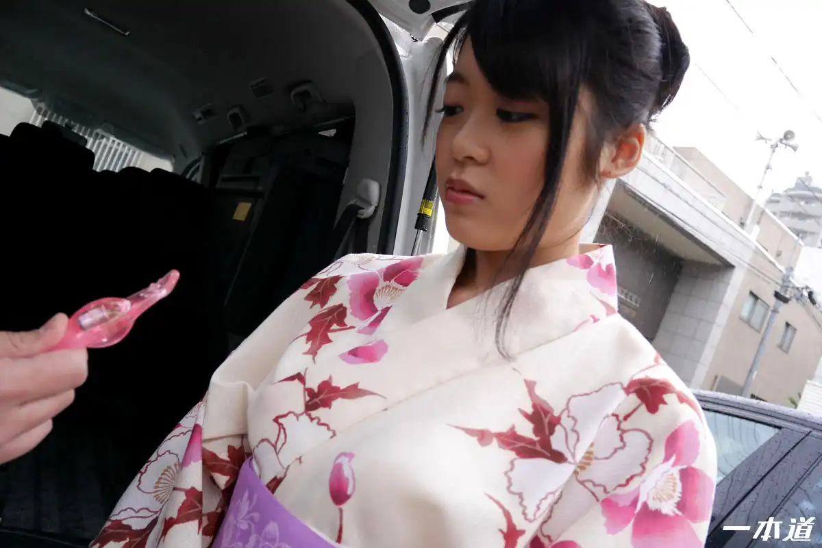 美月瑠奈第171張寫真