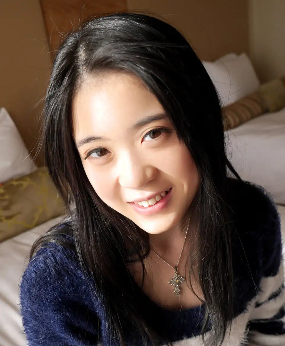 美月瑠奈封面照片寫真