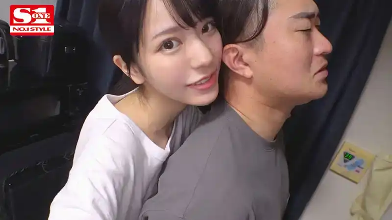 SONE-035 淺野心是個清秀的女孩，背後卻是個蕩婦！ ？第一次約會，不管他在哪裏，她都讓他勃起，強行操他，暴露了他的本性！ ！的劇照4