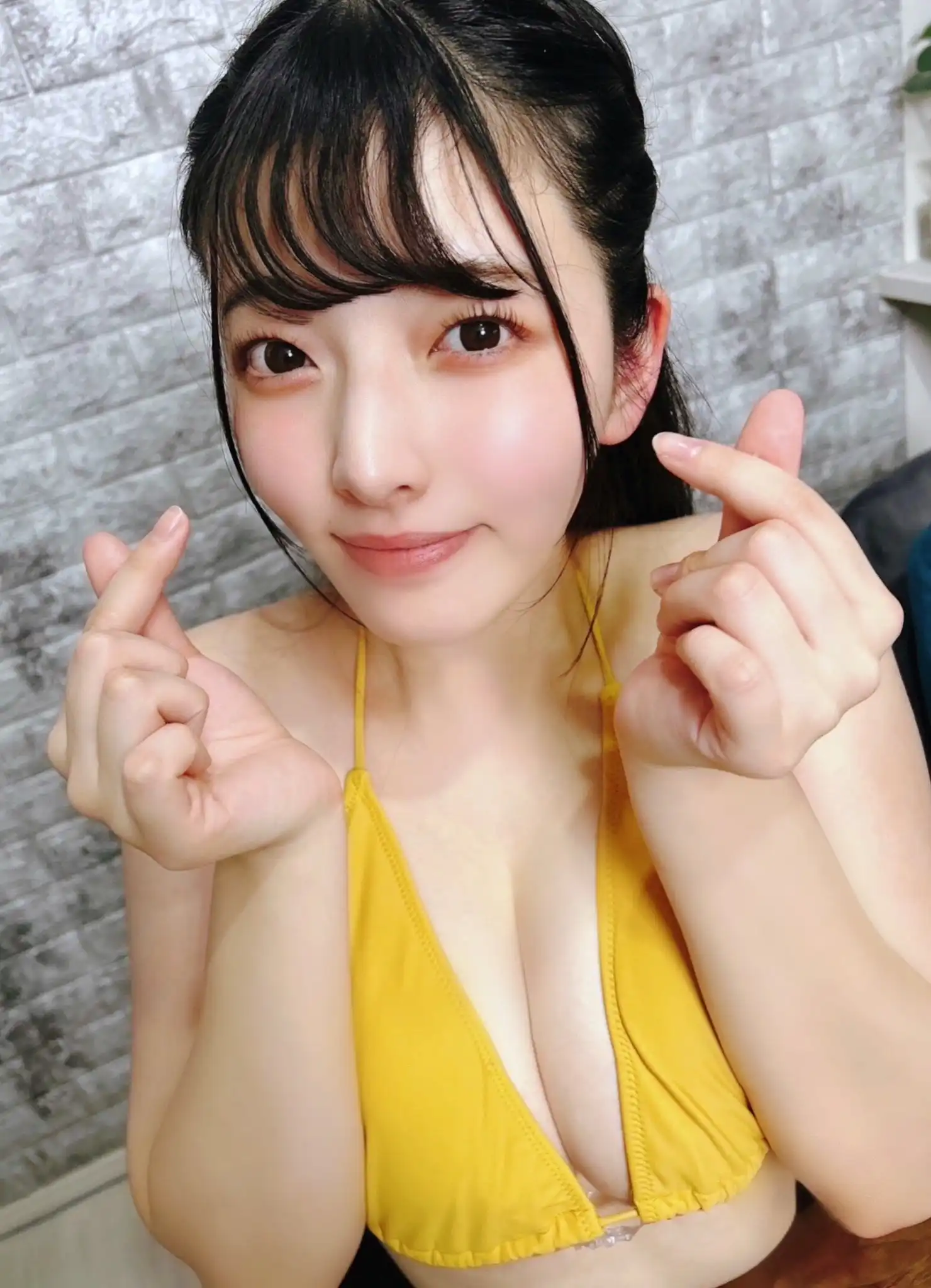 彩月七緒第3張寫真