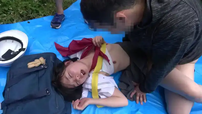 IBW-941 美麗純潔女孩被綁架強暴視頻合集4小時的劇照7
