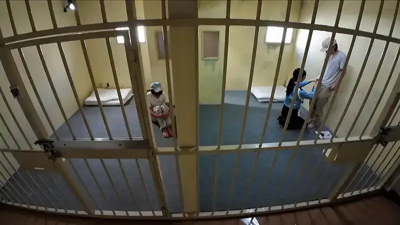 SGKI-010 性犯罪根除治療診”女獄警M（已婚）對性欲異常犯罪進行冷漠指導的劇照12