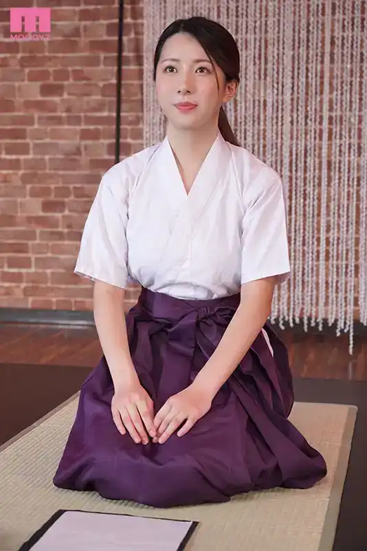 MIFD-473 我想要三人行……一個從小在嚴格家庭長大、一心鑽研書法的女孩！書法少女大雞巴覺醒AV經歷，比起墨汁更喜歡淫汁，卻永遠不能告訴父母的劇照8