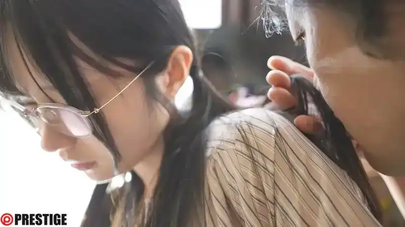 ABF-078   沉迷於溼潤性愛行爲的文科女孩。鈴之家鈴
的劇照10