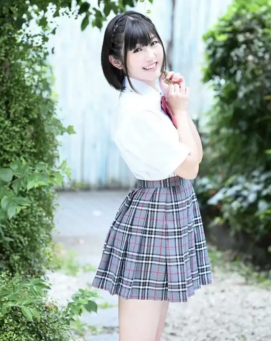 須崎美羽第2張寫真