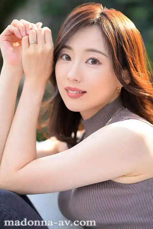 JUQ-631 麥當娜超大型專屬新人小野りんか 34 歲 AV DEBUT 壓倒性上癮，美麗和色情燒進你的腦海的劇照10