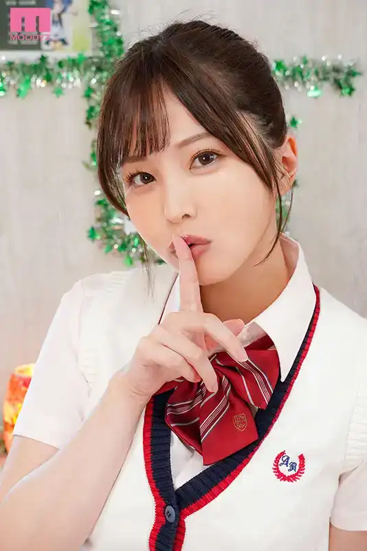 MIDV-672 讓男人瘋狂的惡魔舌吻！沾滿唾液、舔舐、吸吮、沉浸在高潮回春反射療法中   九野雛乃的劇照12