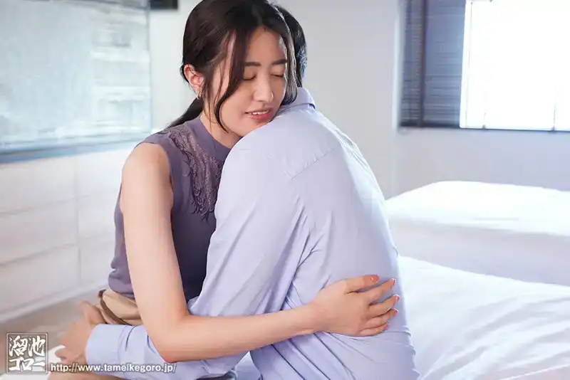 MEYD-908 27歲的希純花梨，對男人的經驗很少，但是……性欲不斷上升的女護工，AV 出道！ ！的劇照12