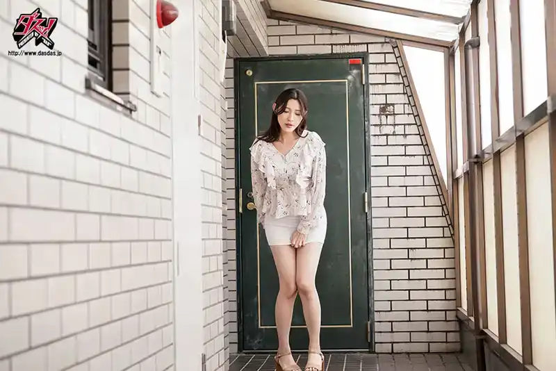DASS-388 被大屁股支配、無法抗拒本能的豐滿姐姐的誘惑 ~ 森澤佳奈的劇照5