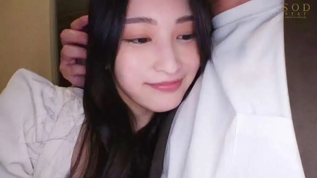 START-040 你喜歡哪一個？ 3種不同場景下生動激烈的性愛 ~ 本莊鈴的劇照4