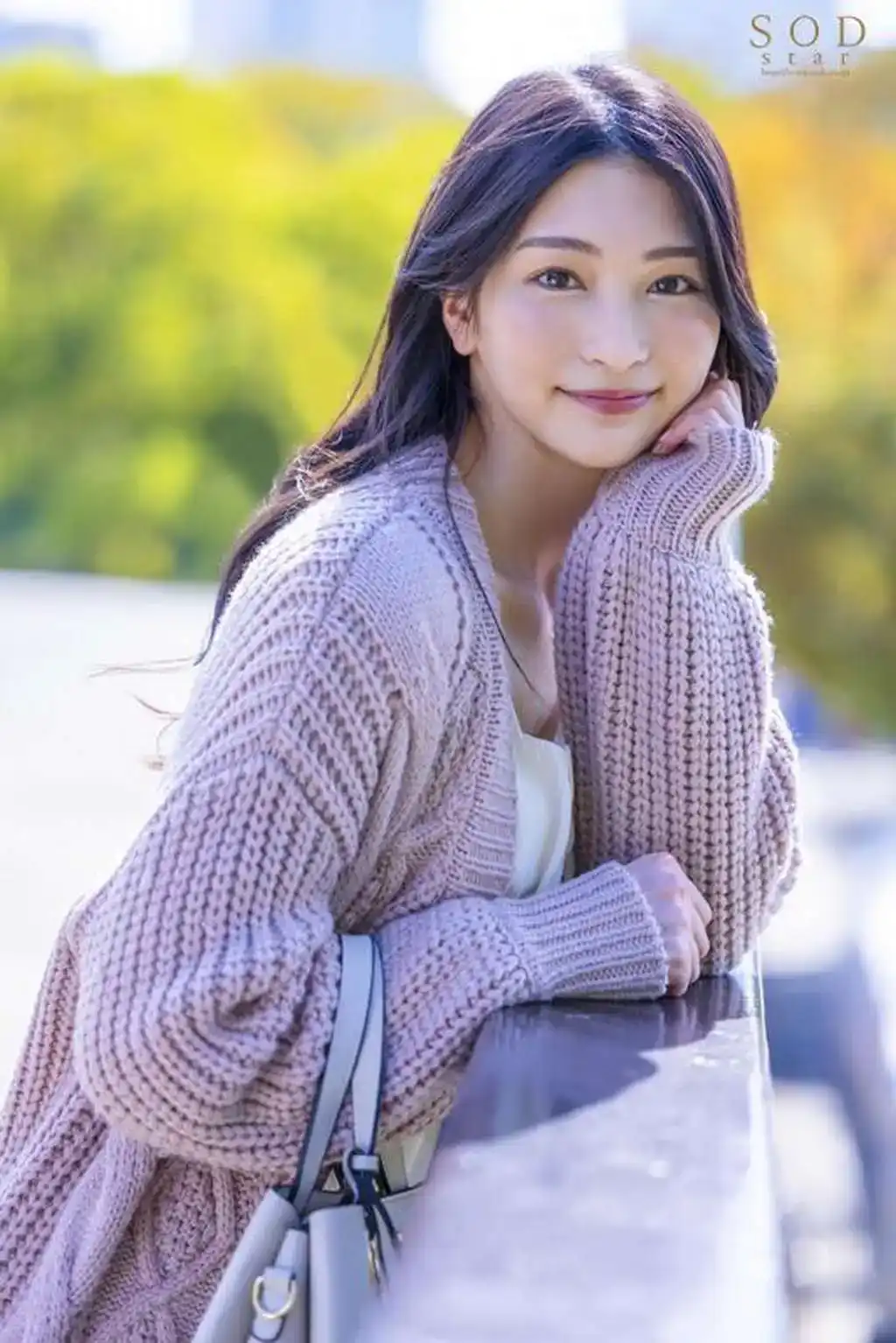 START-040 你喜歡哪一個？ 3種不同場景下生動激烈的性愛 ~ 本莊鈴的劇照3