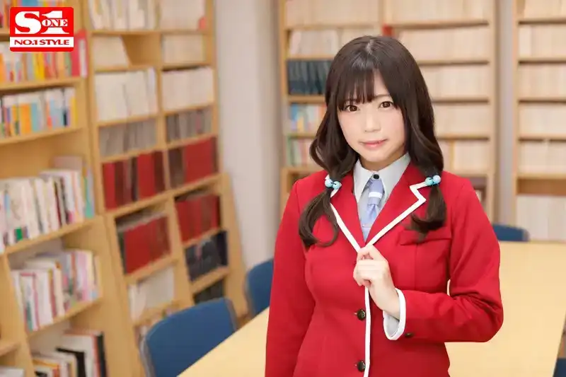 SSNI-197 學校正式認可！巨大奶子美少女羽笑美晴輪流照顧你的性欲。的劇照1