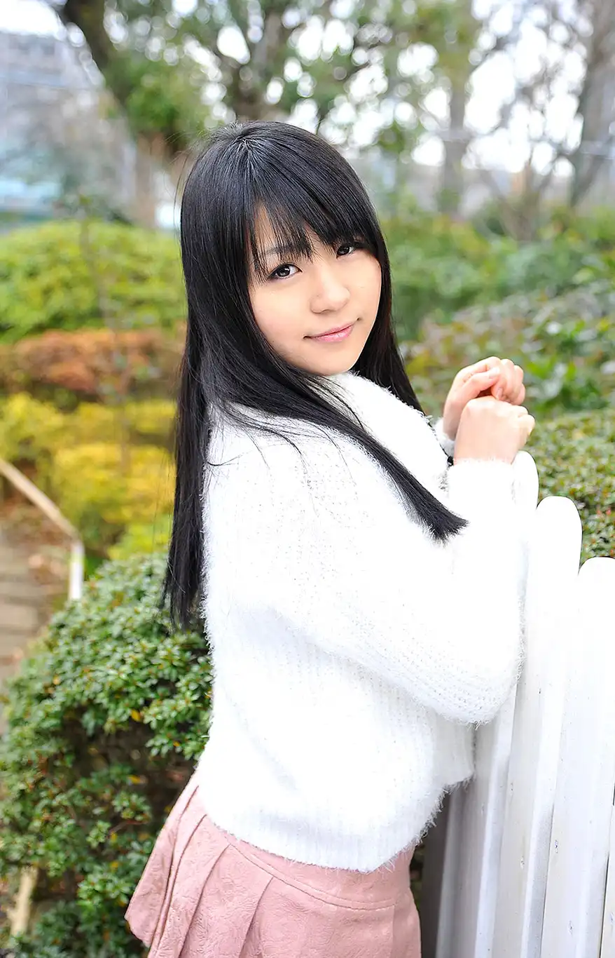 春山彩香第26張寫真