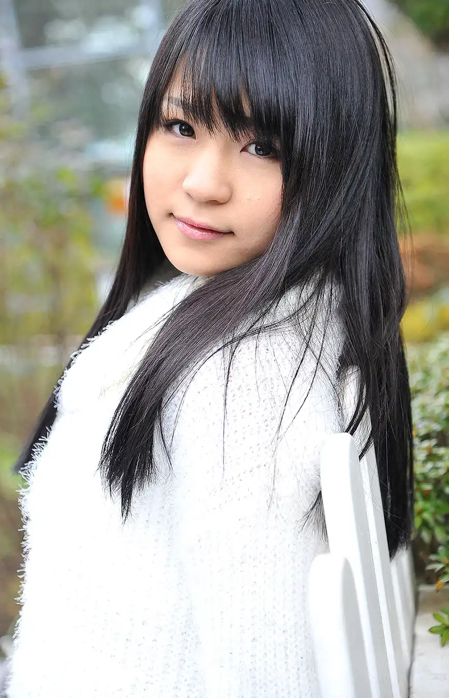 春山彩香第22張寫真