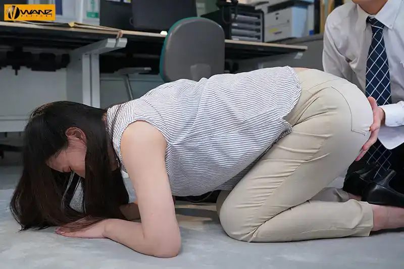 WAAA-375 無法抗拒的大屁股，我馬上就高潮了！ ！ 5本番！ ~ 佐山愛的劇照10
