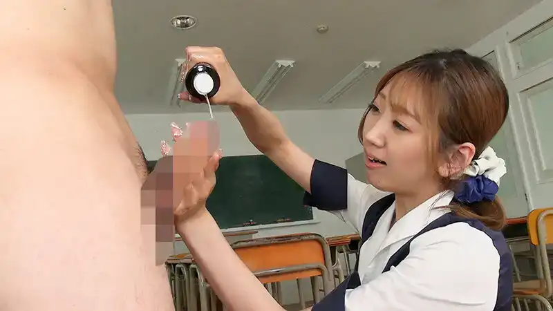 AARM-227 乳頭被舔，唾液和油打手槍 的劇照1
