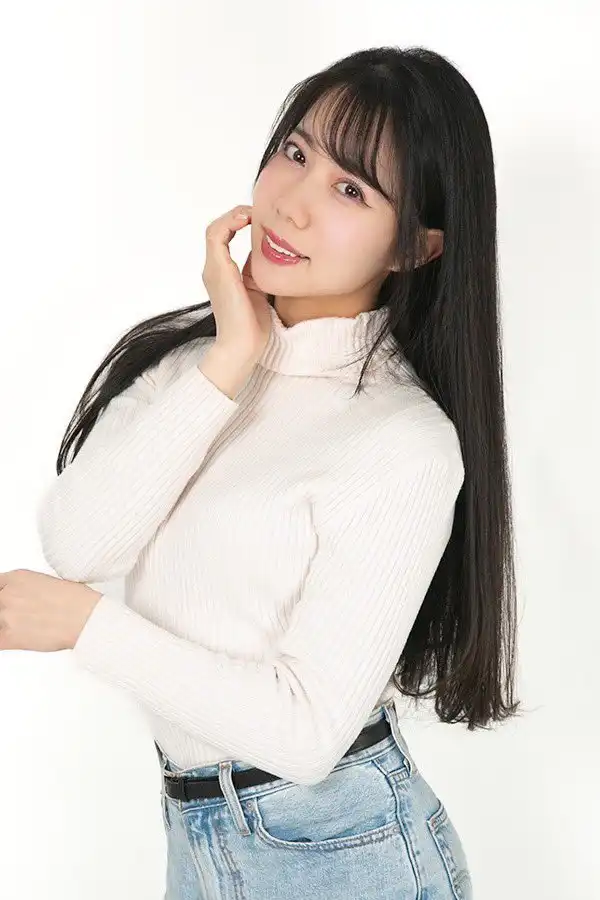 南真悠