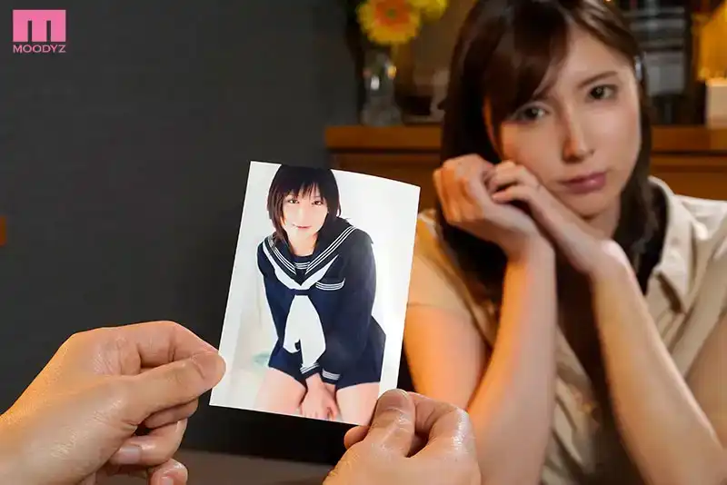 MIDV-728 妻子穿上JK制服，年輕的性愛讓人回味。就像10多歲時一樣瘋狂的操！ ~ 仲村美羽的劇照17