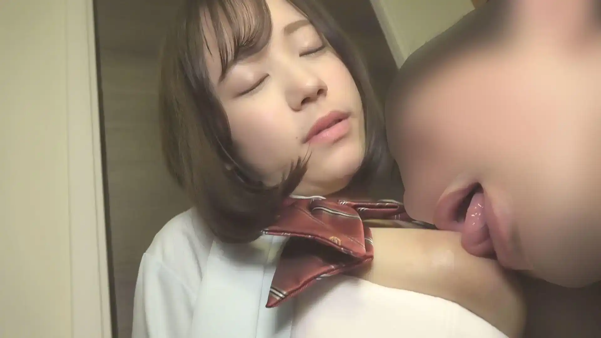 KNMB-077 天然G罩杯粉色乳暈、美巨乳J型妹 ~ 小野寺舞的劇照5