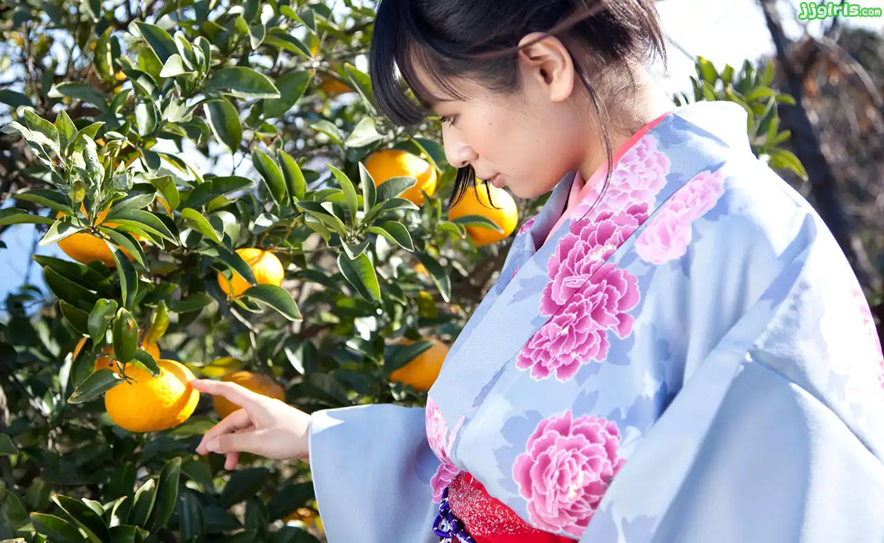 春菜华第64張寫真