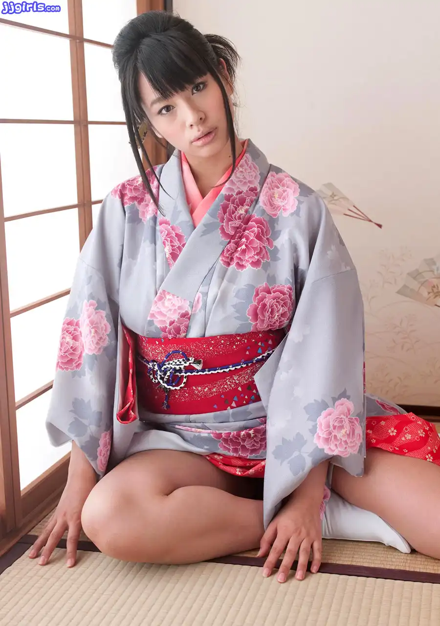 春菜华第697張寫真