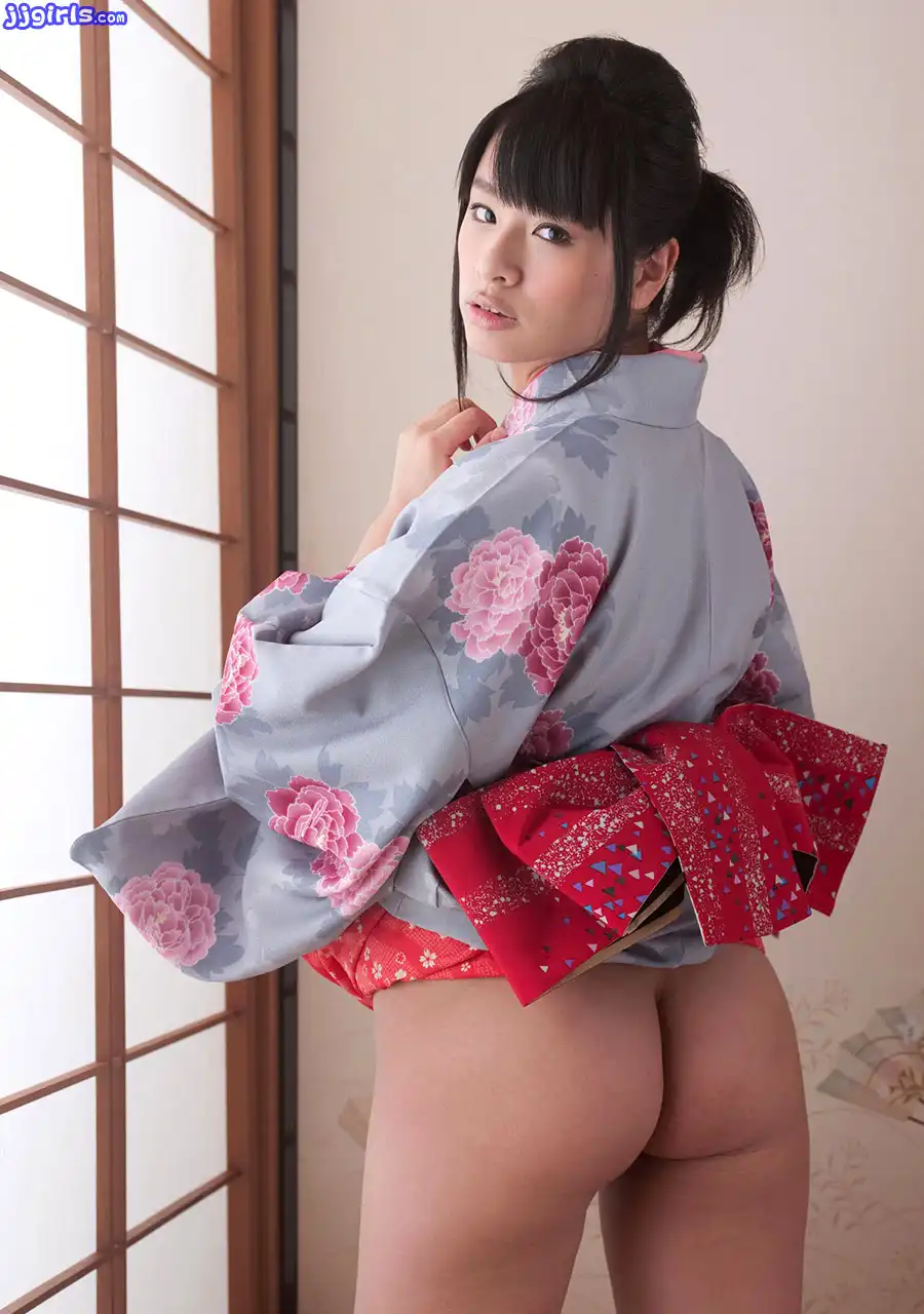 春菜华第590張寫真
