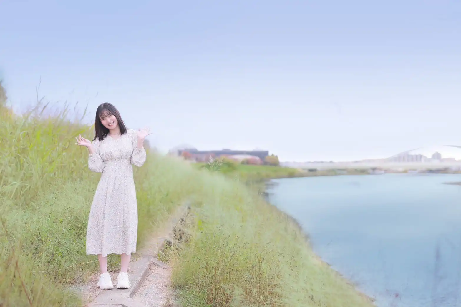 堀田真央第16張寫真