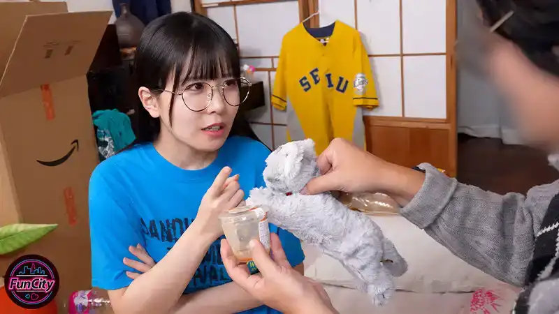FJIN-025 單身處女的侄女真是個宅女啊！我被我的大奶子侄女勾引......柏木小夏的劇照8