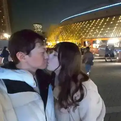 FSDSS-811 我們可以做情人嗎？ 和女朋友最好的閨蜜來一次令人心潮澎湃的約會，即時勃起射精 ！ 楠愛裏紗的劇照4