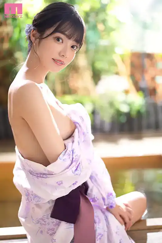 MIDV-736 第一次交到極品女友，瘋狂相愛，來一場過夜溫泉純愛之旅   宮下玲奈的劇照12