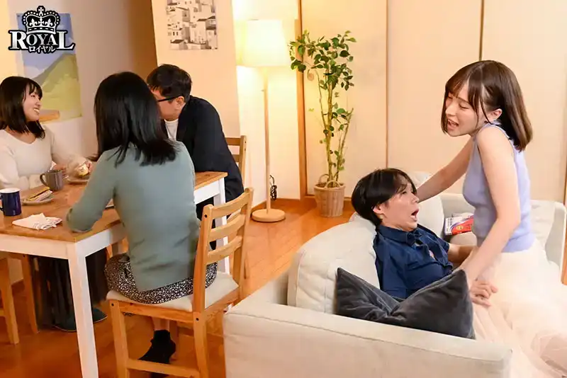 ROYD-183 姐姐已經達到陰道高潮時，她無法控制自己的性欲，立即要求在長裙內做愛 ~ 白石桃的劇照16