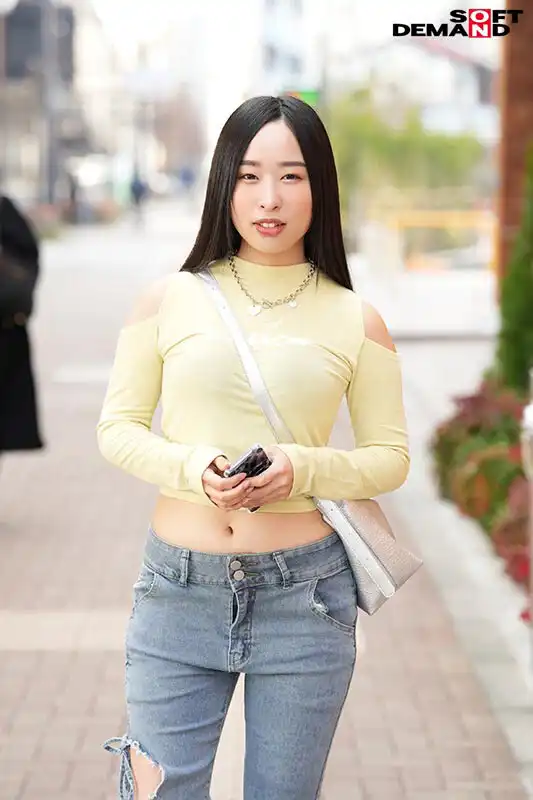 SDMM-175 魔鏡號：暴露肚臍的00後女孩！ ！ 第一次深度乳房按摩！胸部敏感的女孩會接受無套大雞巴嗎？ ？的劇照12