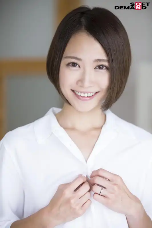SDMM-174 魔鏡號：優雅美麗黑絲人妻，住在高檔社區，平時無所事事的劇照14