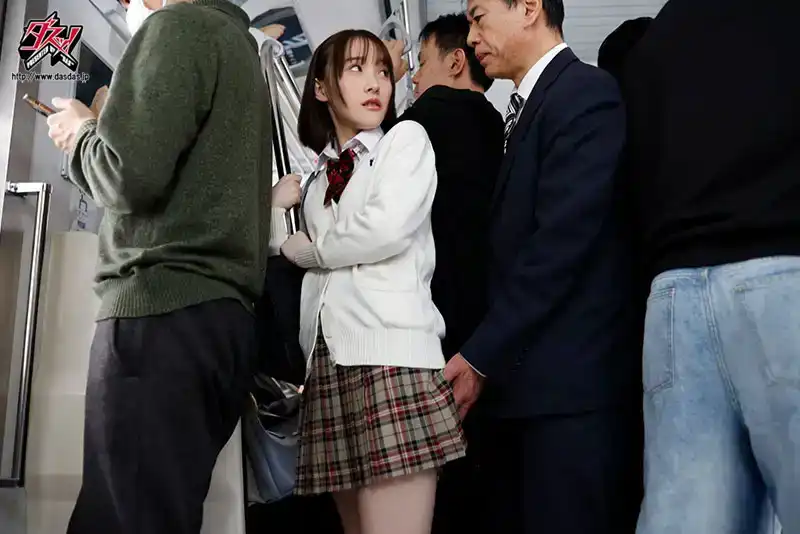 DASS-436 距離畢業還有一個月，一位老教師用春藥騷擾白石桃，粘稠、羞辱性的愛撫玷污了她白皙皮膚的臀部。的劇照9