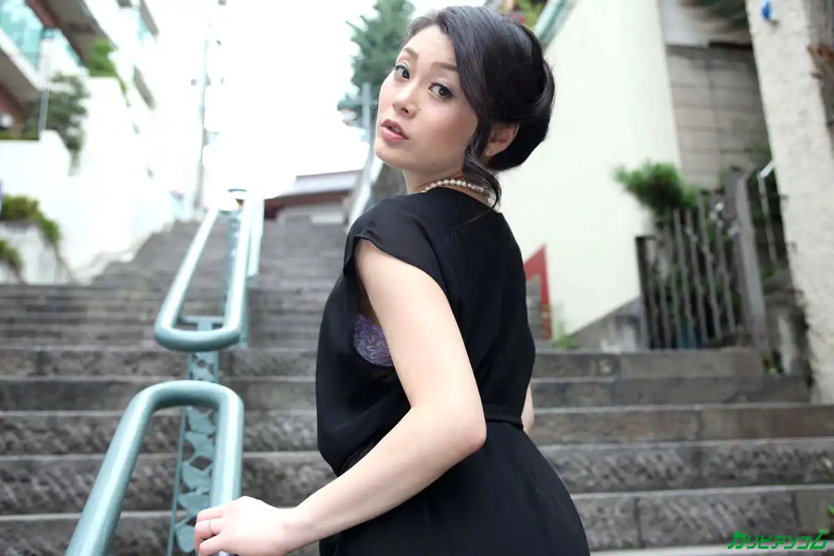 中島京子第601張寫真
