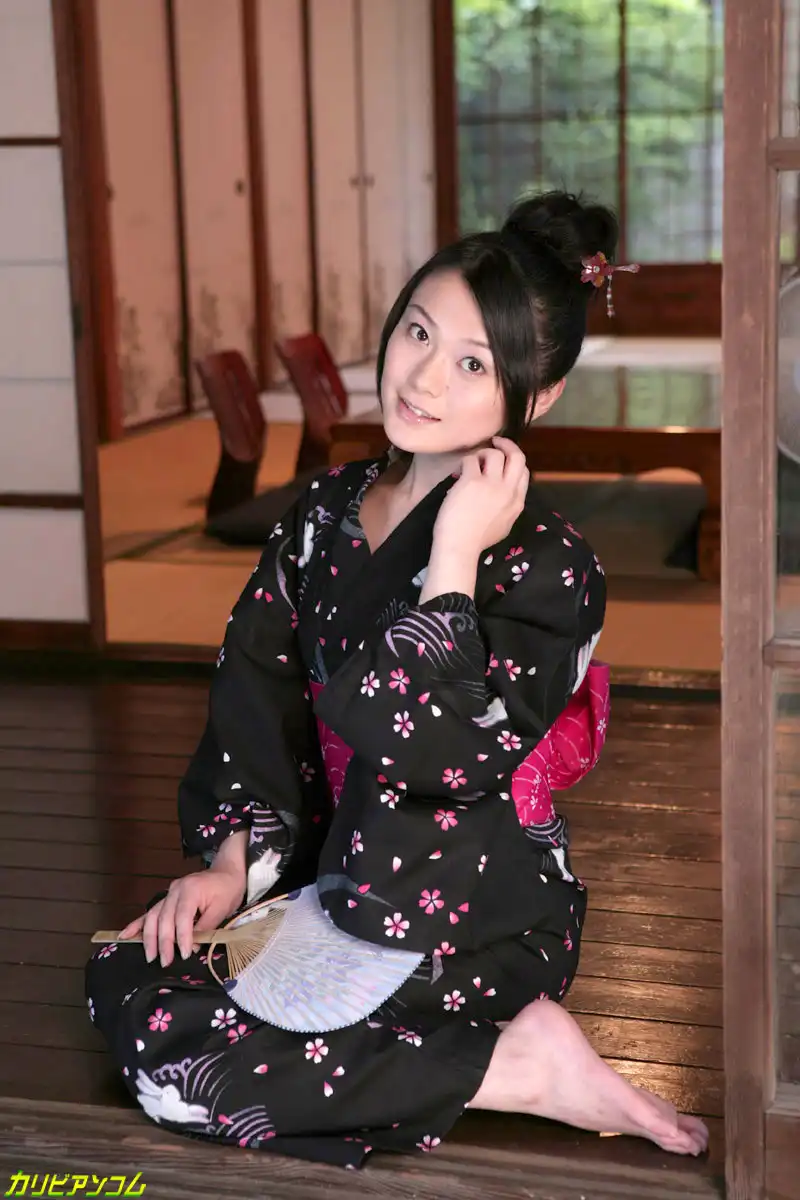 中島京子第388張寫真
