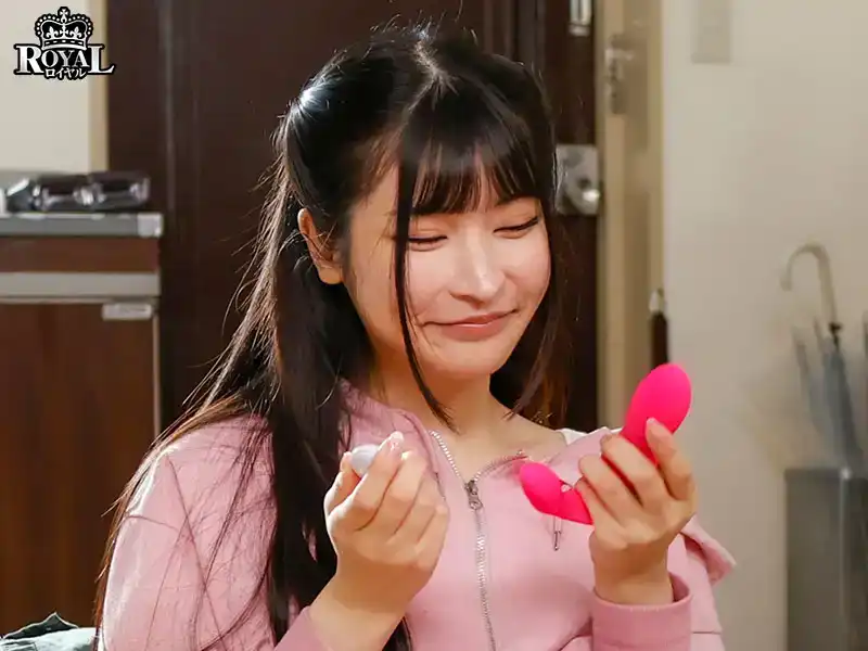 ROYD-186 和無防備的巨乳妹妹在狹小房間的同居性活 ~ 胡桃さくら的劇照4