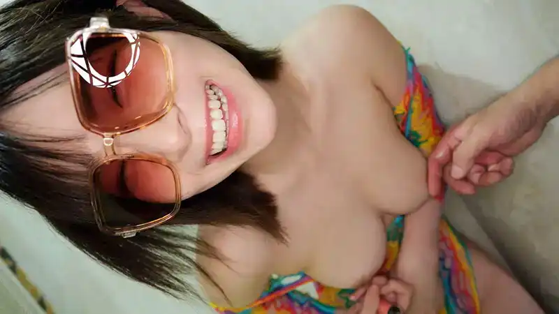 HONB-393 醉苗條 cosplay 性愛娜的劇照15