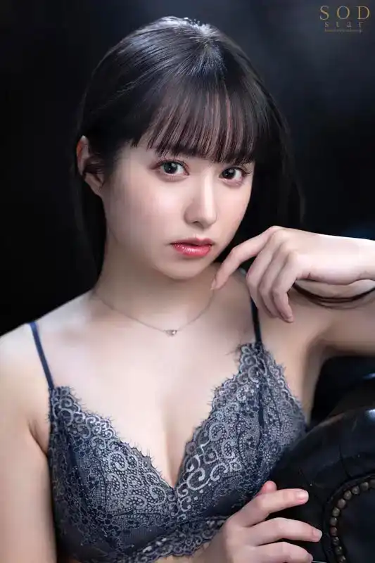 START-110 芸能人極上忘我的舌吻，互相吞噬 ~ 矢埜愛茉的劇照15