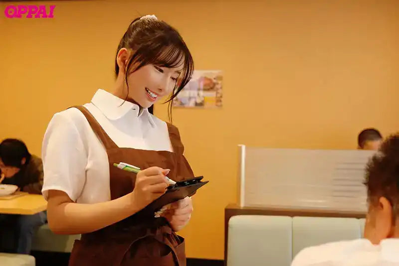 PPPE-244 我這個店長，經受住了不戴胸罩的巨乳兼職妹的誘惑，她還是個女學生，我無法保持理智 ~ 楪可憐的劇照12