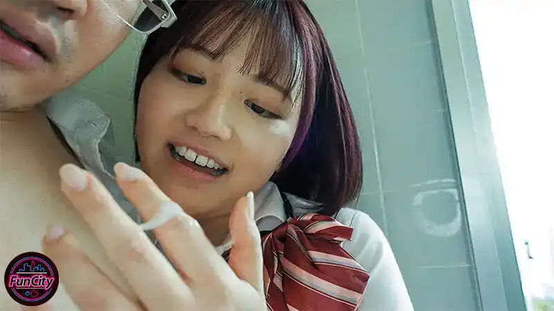 FJIN-035 安靜認真的女生的真面目竟然是J系惡魔，挑逗着急的男人，被親密的耳語和下流的淫語所誘惑...... ~ 天月梓的劇照6